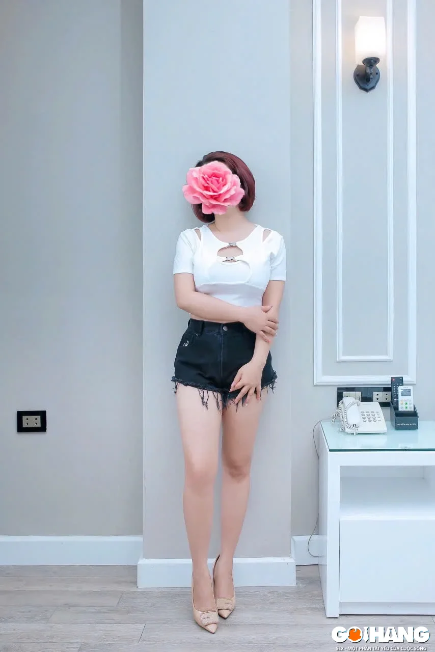 Thùy Linh - Gái Gọi Hoàng Quốc Việt (2).webp